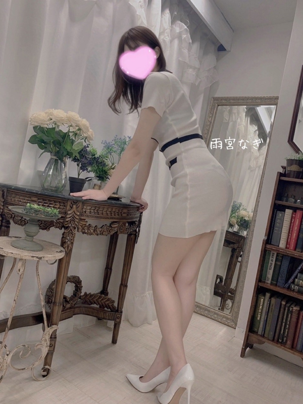 雨宮なぎの画像